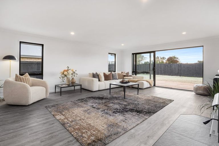 Photo of property in 44 Suffolk Drive, Kirwee, 7571