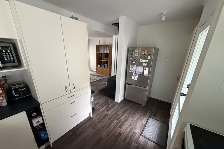 Photo of property in 9 Magnolia Grove, Maungaraki, Lower Hutt, 5010
