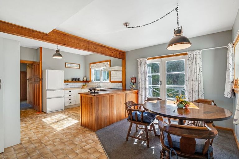 Photo of property in 2890 Christchurch Akaroa Road, Prices Valley, Little River, 7591
