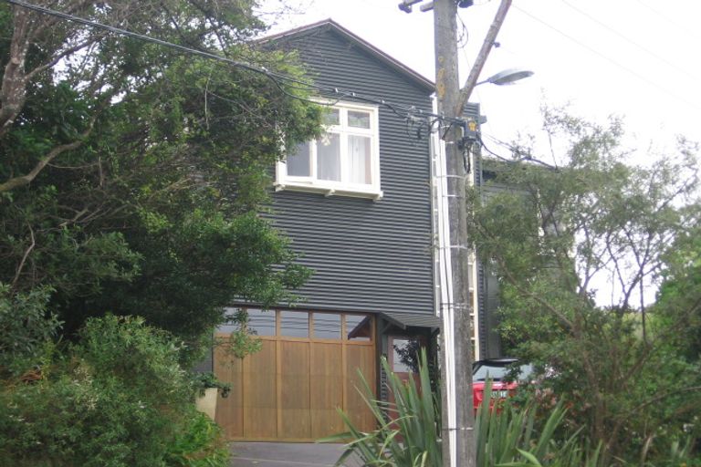 Photo of property in 32b Heke Street, Ngaio, Wellington, 6035