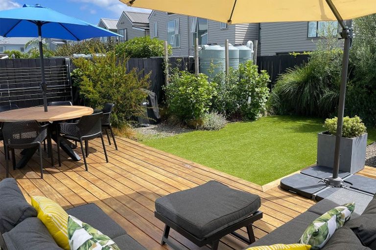 Photo of property in 22 Plover Road, Hobsonville, Auckland, 0616