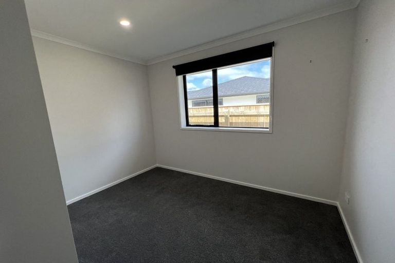 Photo of property in 16 Oldfield Lane, Marton, 4710