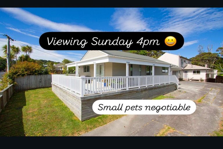 Photo of property in 1/127 Atkinson Road, Titirangi, Auckland, 0604