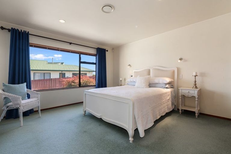 Photo of property in 15 Philomel Crest, Welcome Bay, Tauranga, 3112
