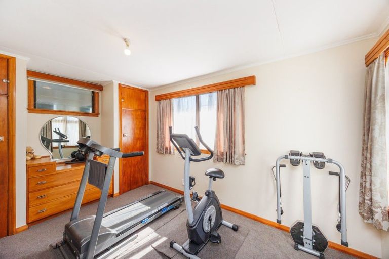 Photo of property in 93 Featherston Street, Takaro, Palmerston North, 4412