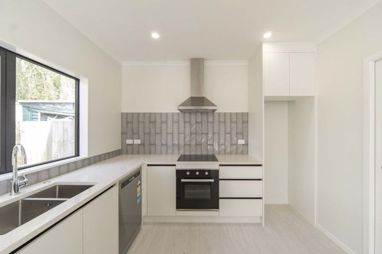 Photo of property in 2/44 Shakespeare Avenue, Enderley, Hamilton, 3214