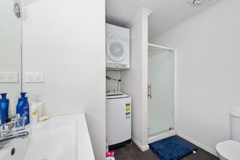 Photo of property in 3u2 June Place, Hamilton East, Hamilton, 3216