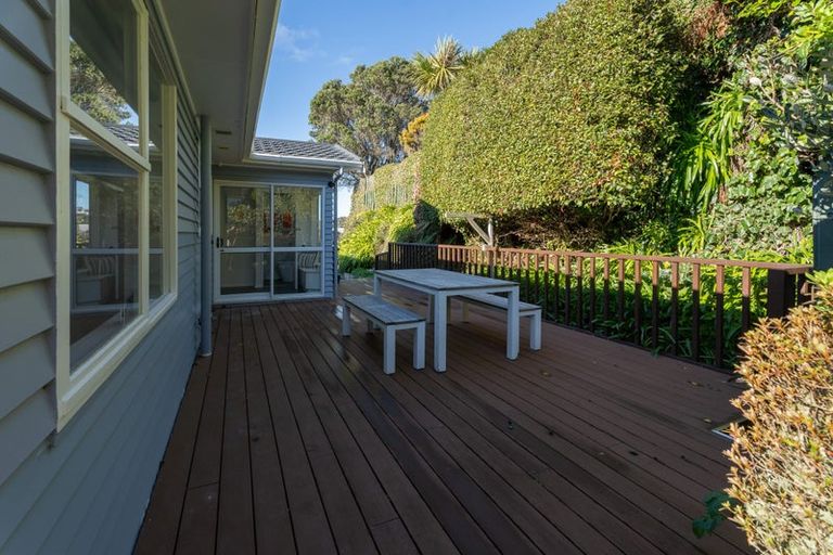 Photo of property in 10 Chorley Grove, Churton Park, Wellington, 6037