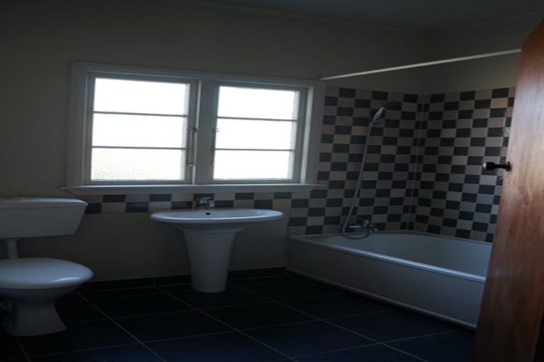 Photo of property in 1/33 Avondale Road, Taradale, Napier, 4112