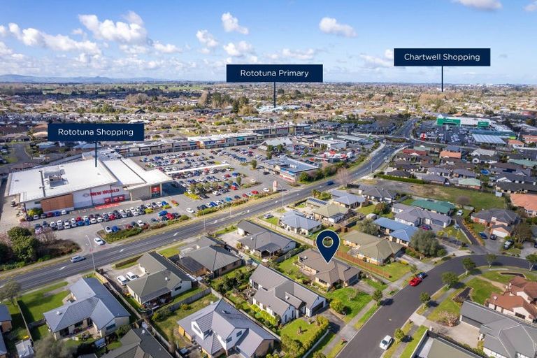 Photo of property in 22 Cranbrook Place, Rototuna North, Hamilton, 3210