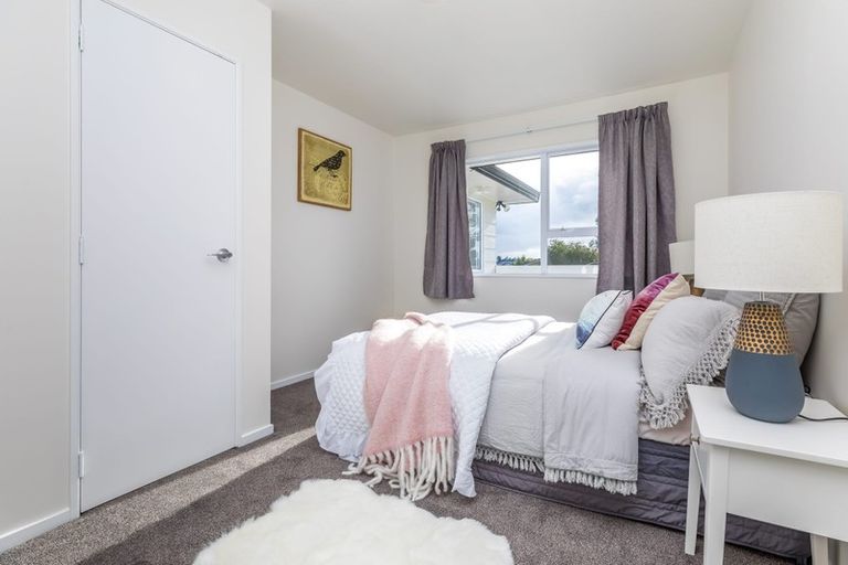 Photo of property in 24 Lilburn Crescent, Massey, Auckland, 0614