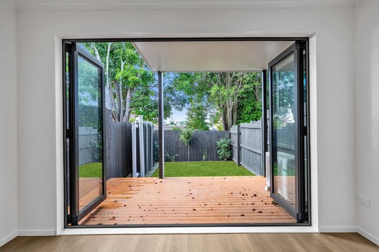 Photo of property in 5/32 Brandon Road, Glen Eden, Auckland, 0602