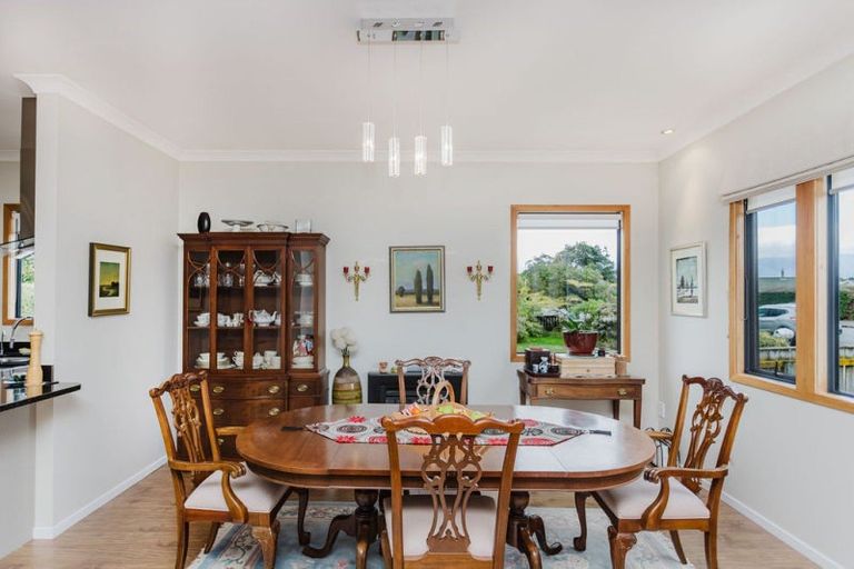 Photo of property in 43 Hospital Street, Dannevirke, 4930