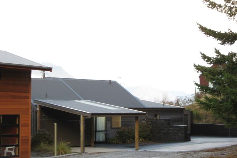 Photo of property in 1 Miners Lane, Queenstown, 9300