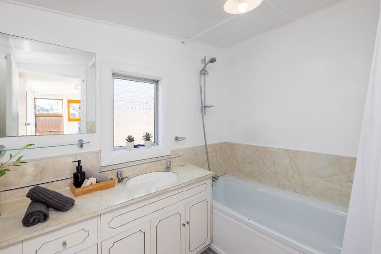 Photo of property in 47 Seymour Street, Hornby, Christchurch, 8042