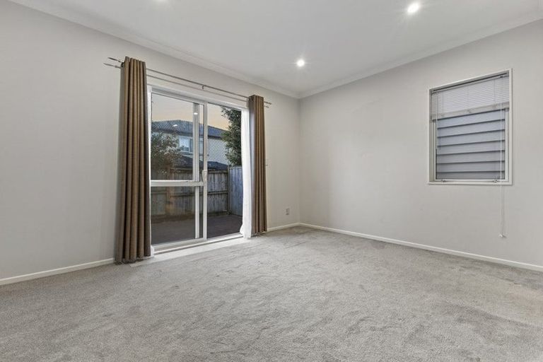 Photo of property in 13 Laquinta Place, Flat Bush, Auckland, 2019