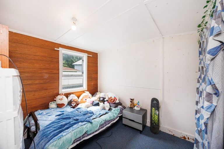 Photo of property in 31 Mcgiffert Street, Palmerston North, 4410