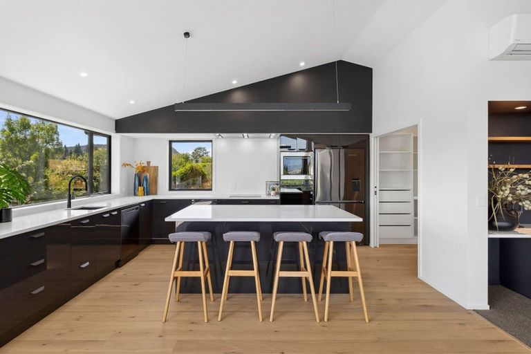 Photo of property in 93 Plantation Road, Wanaka, 9305