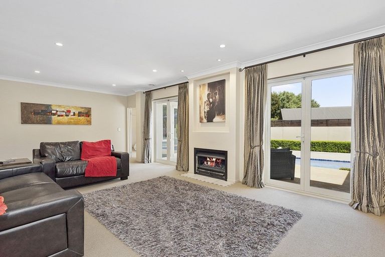 Photo of property in 8 Ravenscourt Place, Huntington, Hamilton, 3210