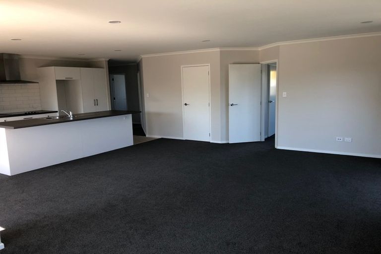 Photo of property in 37a Cassino Crescent, Onekawa, Napier, 4110