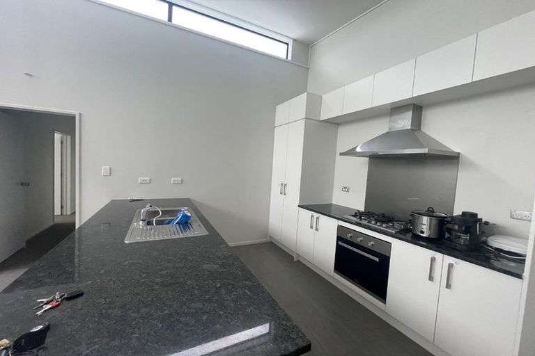 Photo of property in 19 Lieutenant Lane, Papakura, 2110