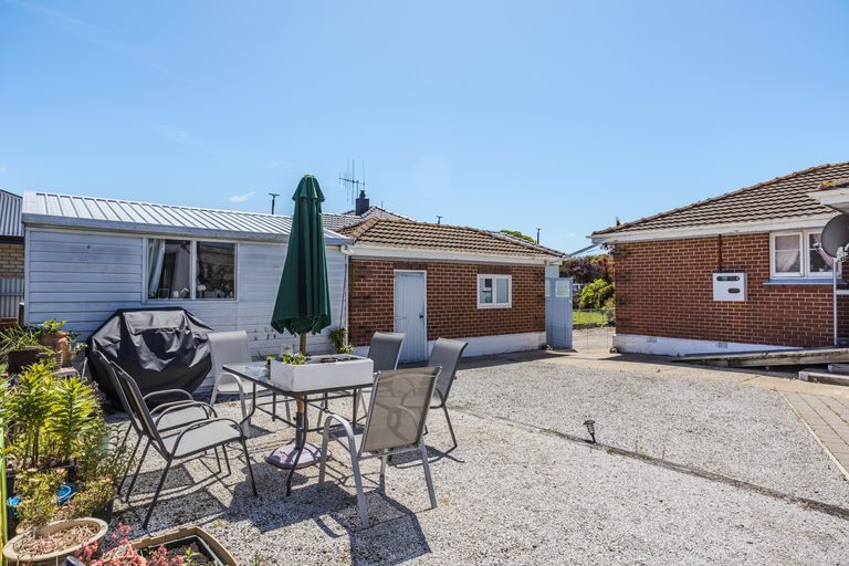 Photo of property in 27 Sandringham Street, Oamaru North, Oamaru, 9400