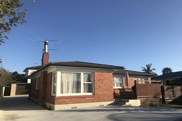 Photo of property in 50 Tiraumea Drive, Pakuranga, Auckland, 2010