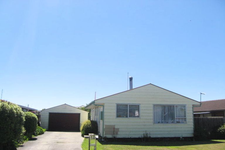 Photo of property in 2/53 Arcon Drive, Broomfield, Christchurch, 8042