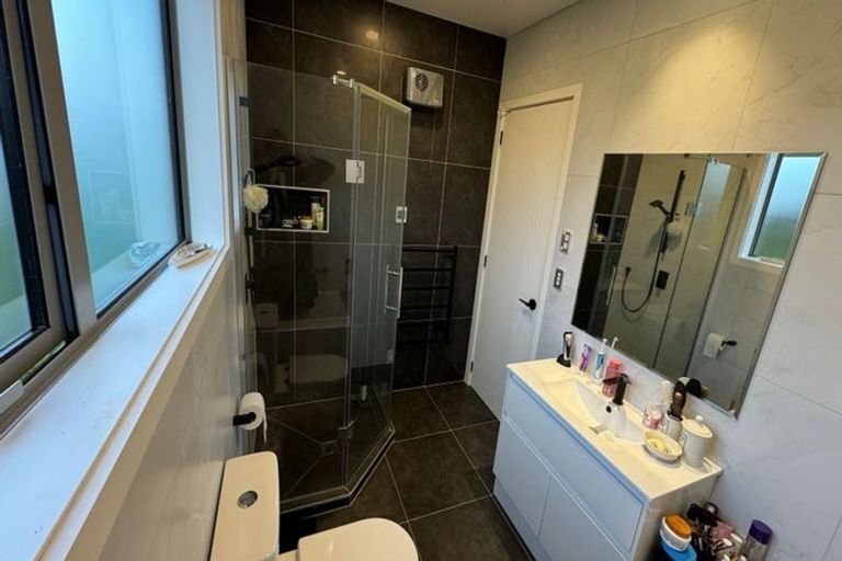 Photo of property in 17 Rowles Road, Pukekohe, 2120