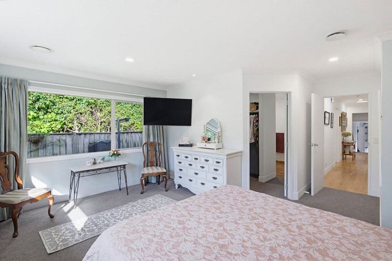 Photo of property in 8 River Glade, Waikanae, 5036