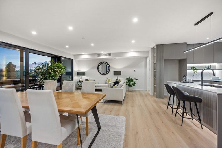 Photo of property in 13c Dominion Street, Takapuna, Auckland, 0622