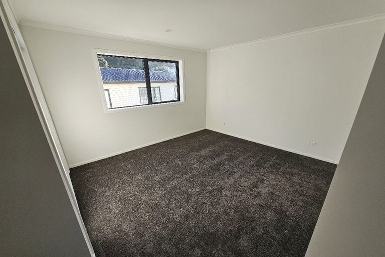 Photo of property in 1d Ingram Street, Naenae, Lower Hutt, 5011