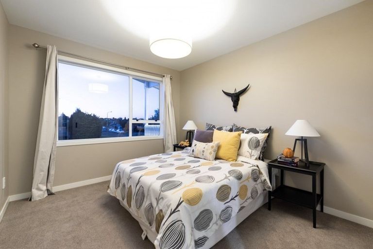 Photo of property in 27 Hillcrest Road, Otumoetai, Tauranga, 3110