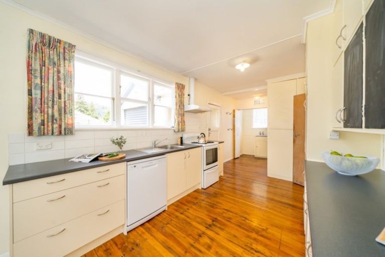 Photo of property in 7 Miro Street, Trentham, Upper Hutt, 5018
