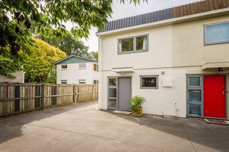 Photo of property in 1/78a Holly Road, St Albans, Christchurch, 8014