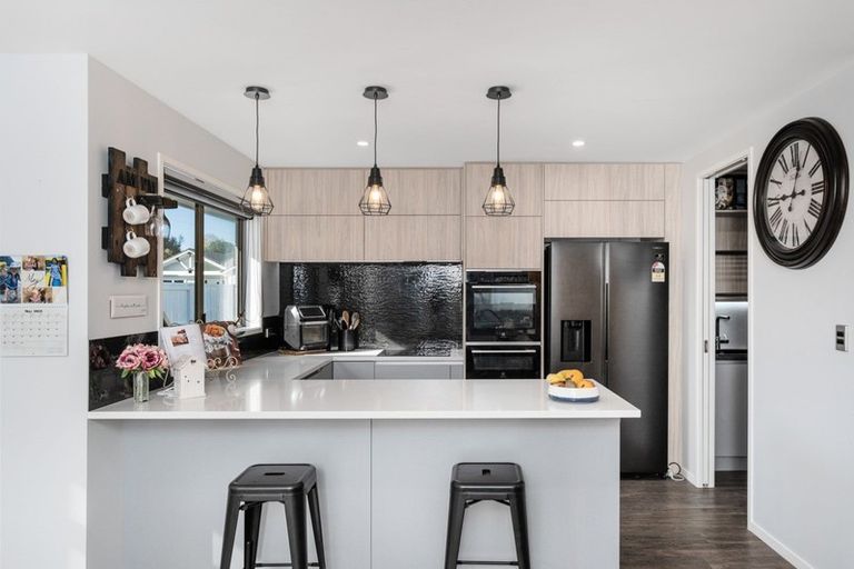 Photo of property in 86 Pakanga Grove, Pyes Pa, Tauranga, 3112