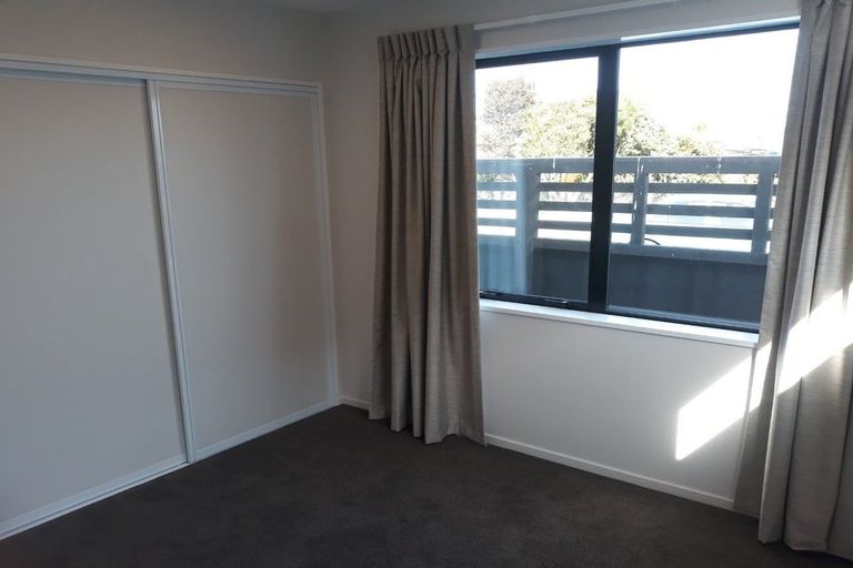 Photo of property in 5 Piripiri Place, Broomfield, Christchurch, 8042