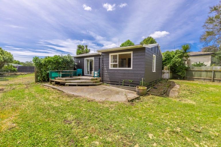 Photo of property in 9 Guy Street, Waipawa, 4210