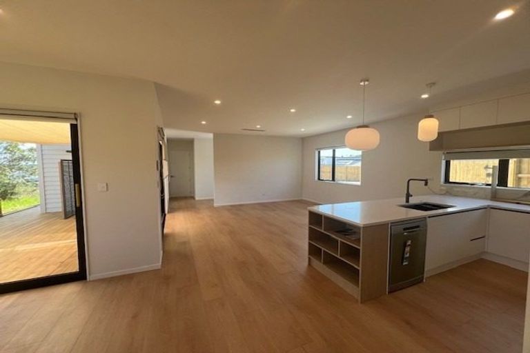 Photo of property in 44 Ta Moko Drive, Gulf Harbour, 0930