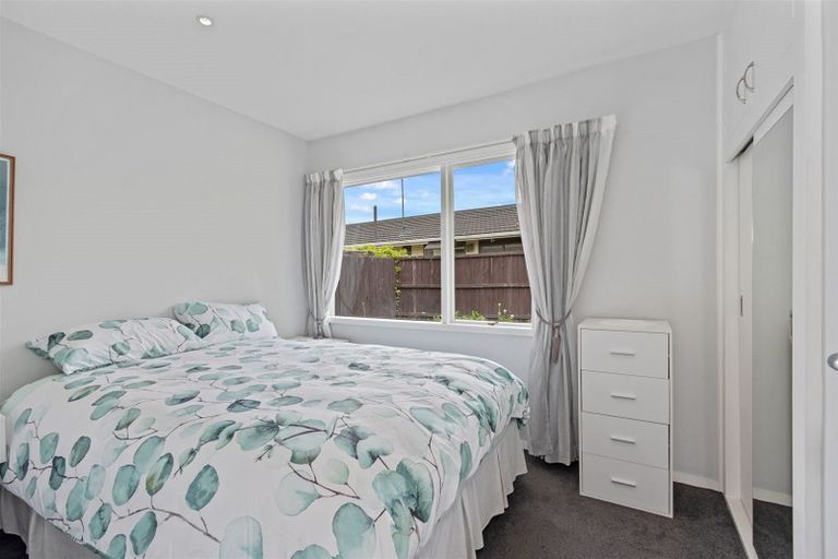 Photo of property in 5 Sarabande Avenue, Redwood, Christchurch, 8051