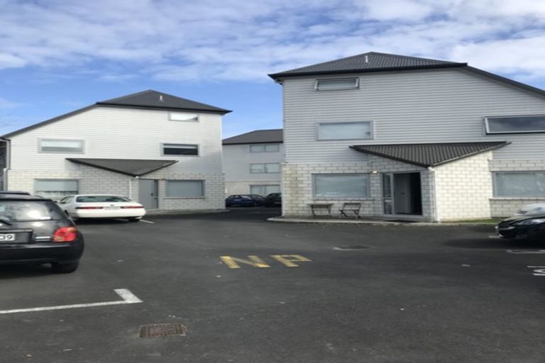 Photo of property in 7u2 Snead Place, Hamilton East, Hamilton, 3216
