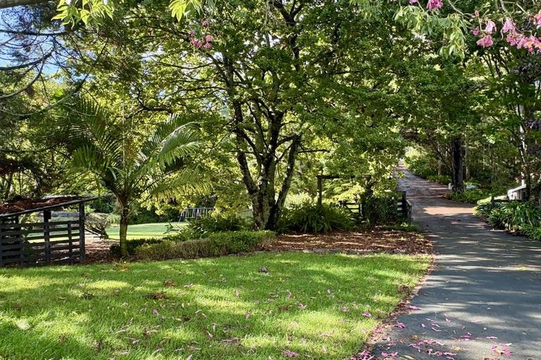 Photo of property in 300 Paremoremo Road, Paremoremo, Auckland, 0632