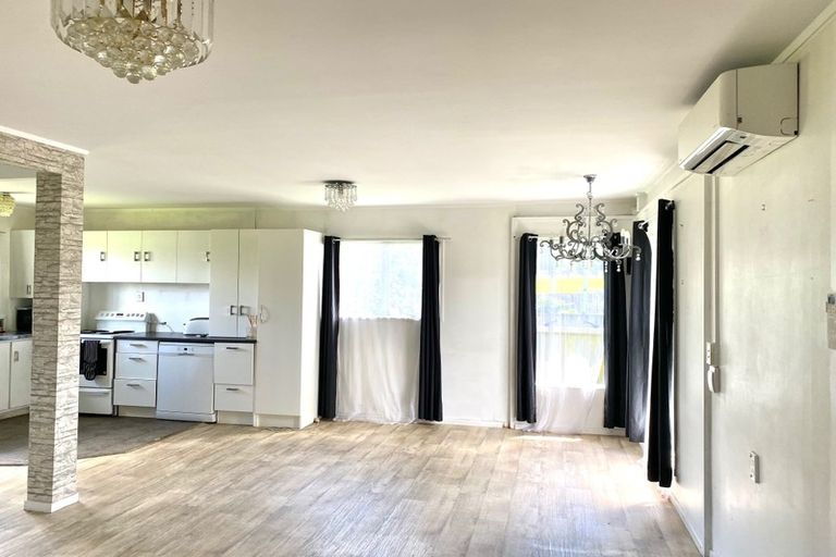 Photo of property in 1/30 Latham Avenue, Pakuranga, Auckland, 2010