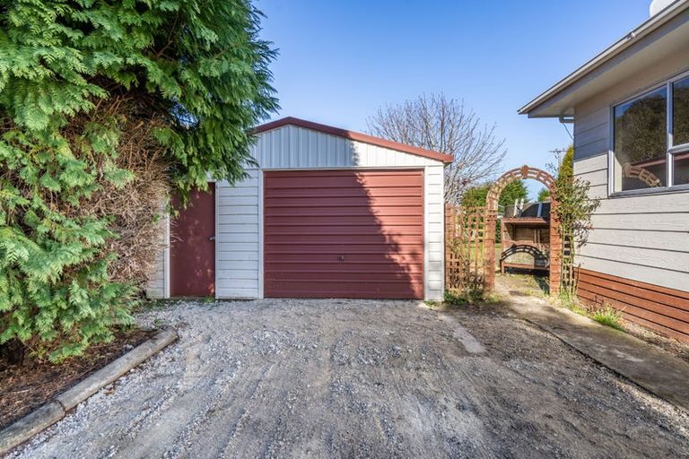 Photo of property in 7 Watt Road, Otatara, Invercargill, 9879