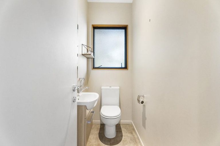 Photo of property in 50a Duncansby Road, Stanmore Bay, Whangaparaoa, 0932