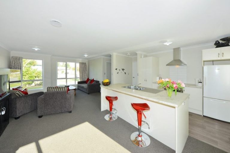 Photo of property in 187 Olliviers Road, Linwood, Christchurch, 8011