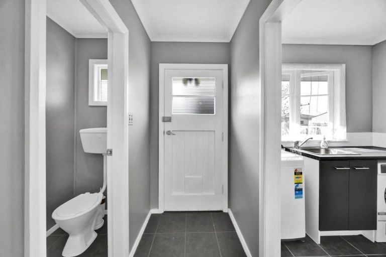 Photo of property in 124 Waihi Road, Hawera, 4610