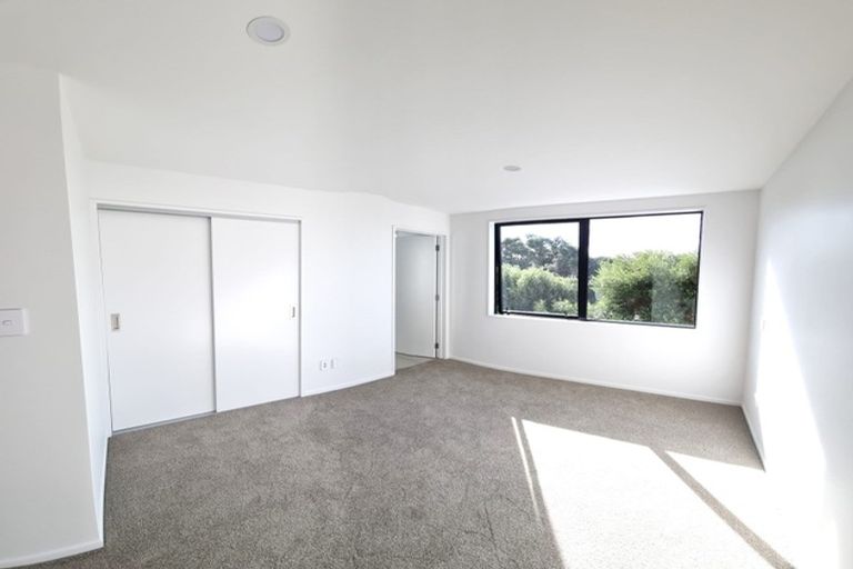 Photo of property in 16b Inglis Street, Seatoun, Wellington, 6022