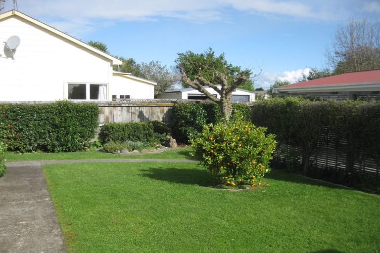Photo of property in 14 Humphries Street, Greytown, 5712