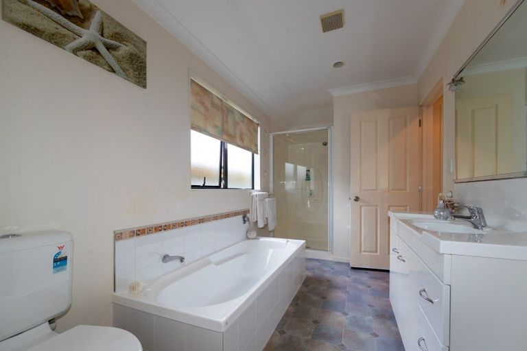 Photo of property in 2d Forward Street, Greenmeadows, Napier, 4112